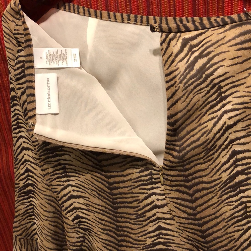 Skirt - Picture 5 of 6